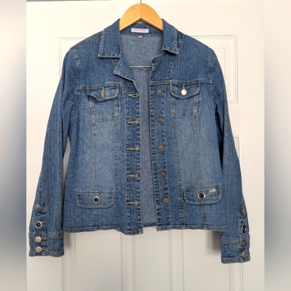 Point Zero Women's (Size) Medium Blue Jean/Denim Jacket With Fitted Silhouette